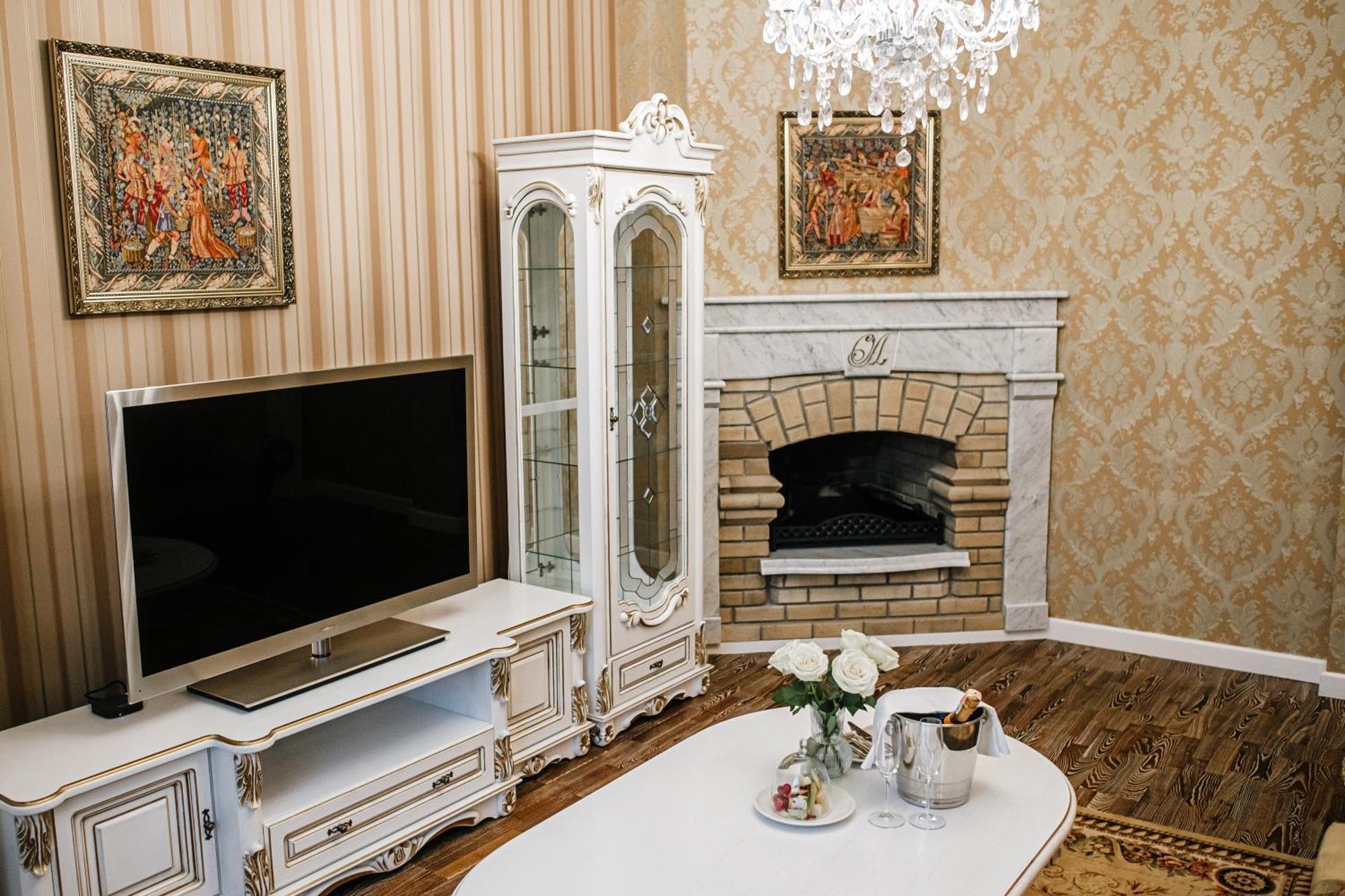 Nadiya Palace Ivano Frankivsk Bagian luar foto